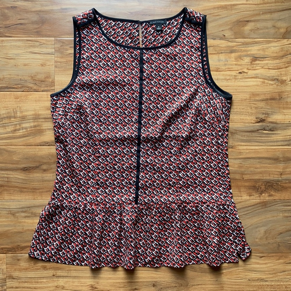 ANN TAYLOR PATTERNED TOP